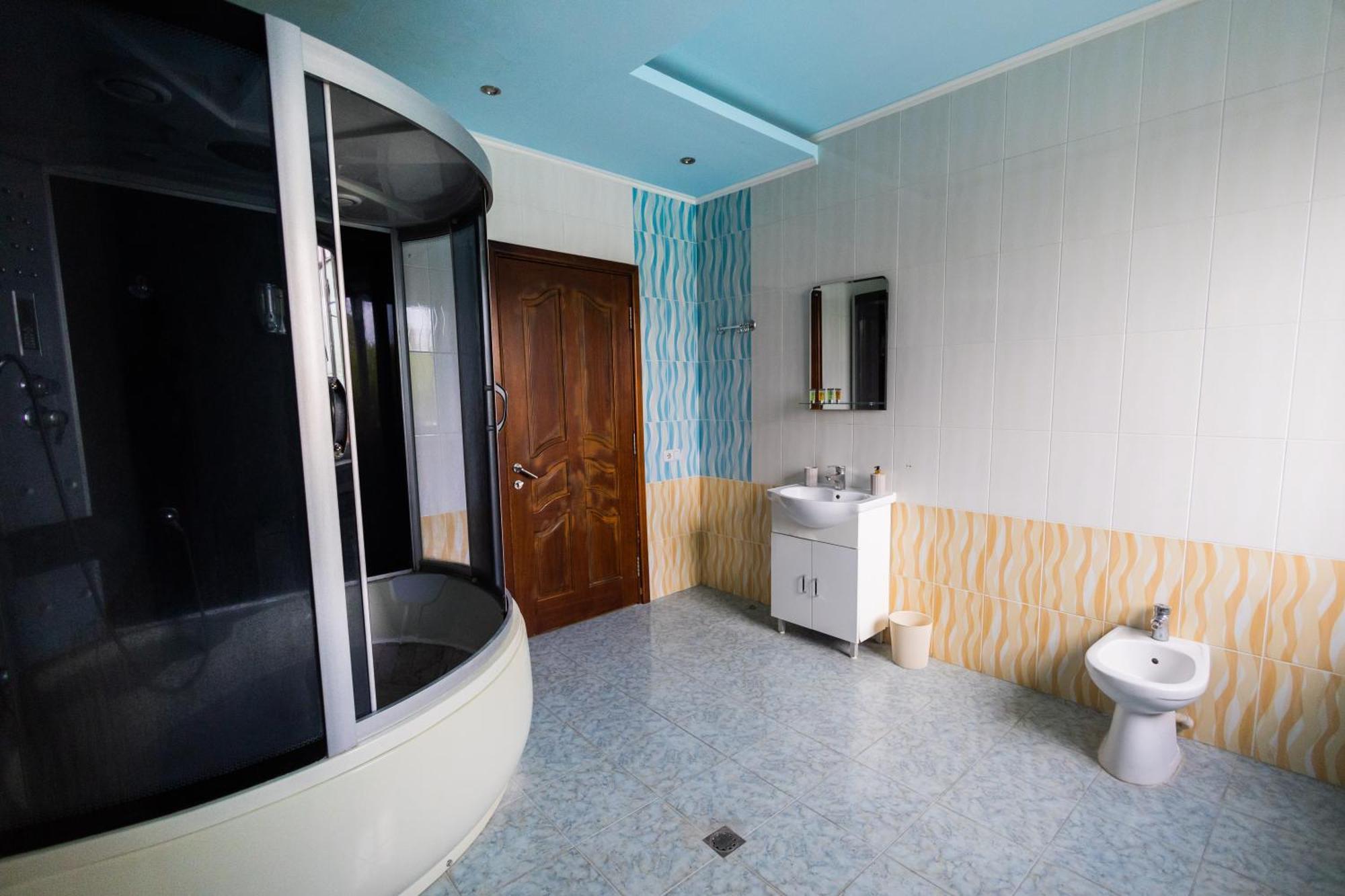 Yan Hotel Γιερεβάν Εξωτερικό φωτογραφία